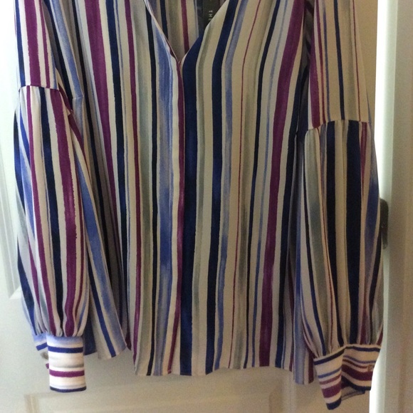 Limited blouse NWT - Picture 3 of 4